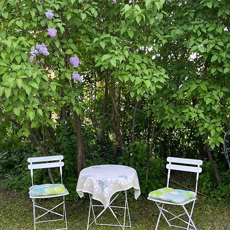 Posti 8 Aiamaja * Haapsalu